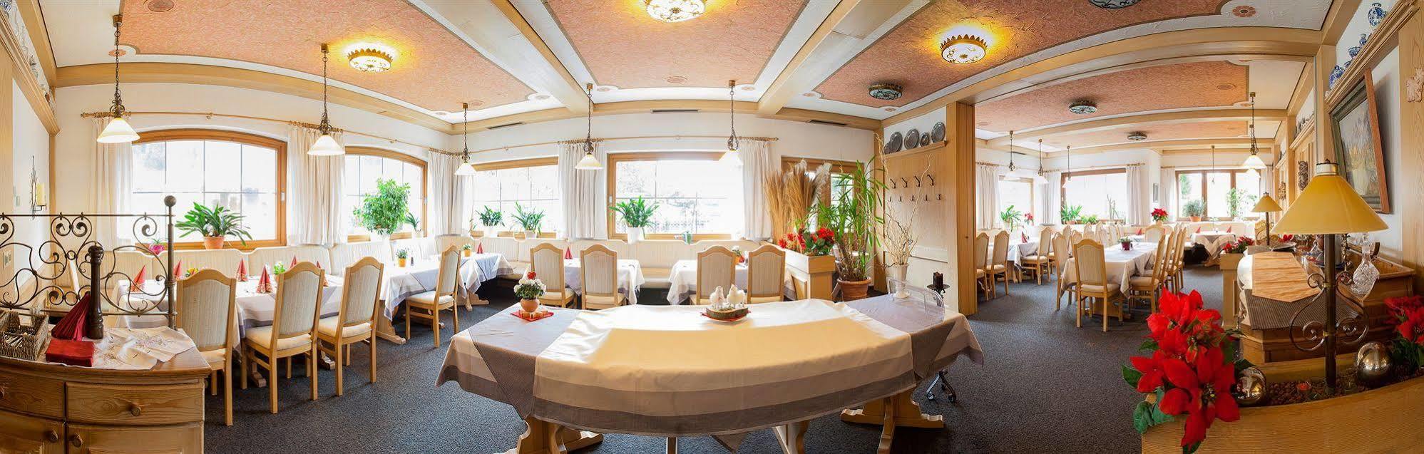 Hotel Pfrontener Hof Ngoại thất bức ảnh